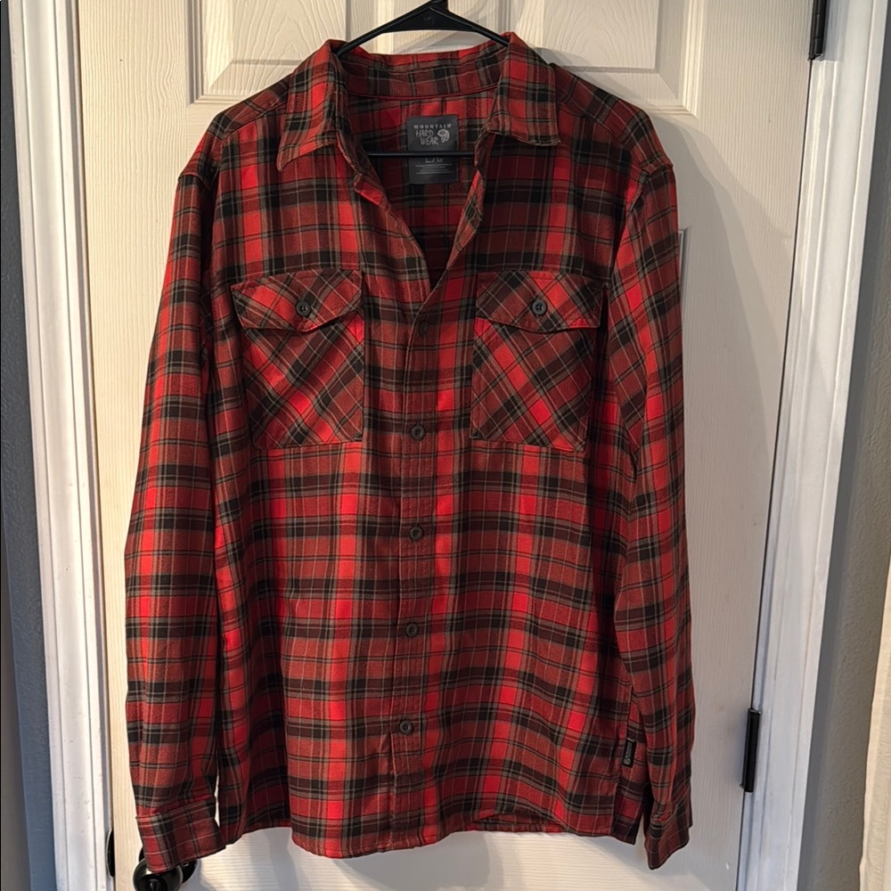 Mountain Hardwear Men’s Long Sleeve Button Up Shirt Size Large